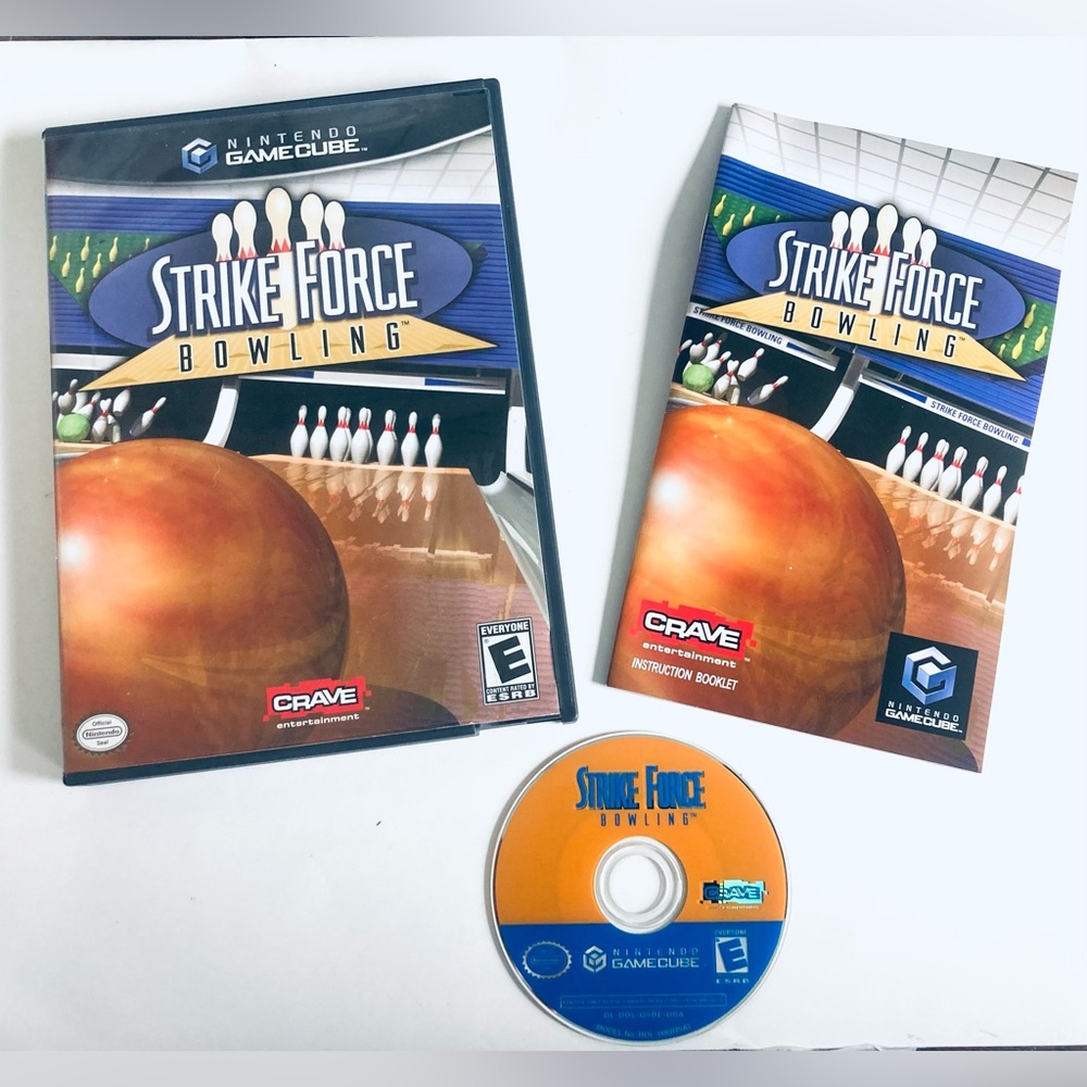 Strike Force Bowling Nintendo GameCube Video Game 2004 CIB w/ Manual TESTED